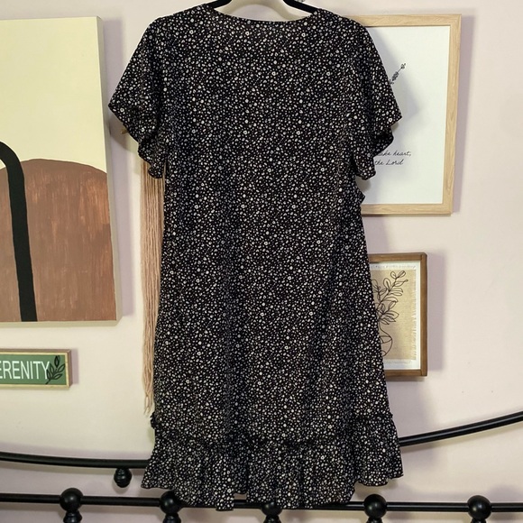 ☽ Leopard Print Top - Picture 2 of 4